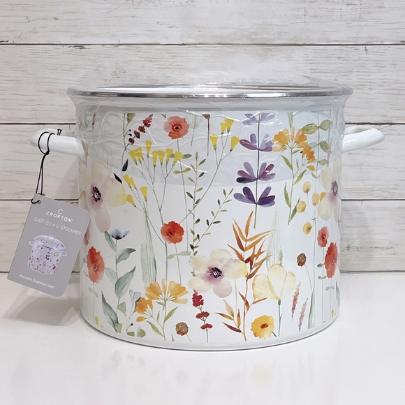 crofton Kitchen Nwt Crofton Botanical Garden 2 Qt Enameled Steel